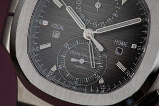 Patek Philippe Nautilus 5990/1A-001